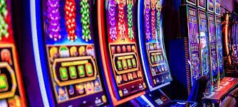 qq22app Live Casino နှင့် Sportsbook